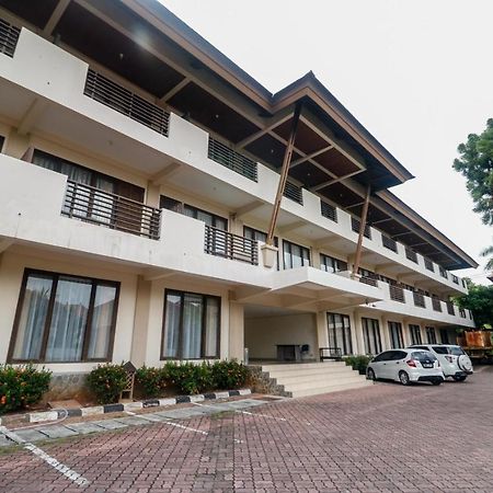 Reddoorz Premium @ Bukit Damai Indah Hotel Balikpapan  Exterior photo