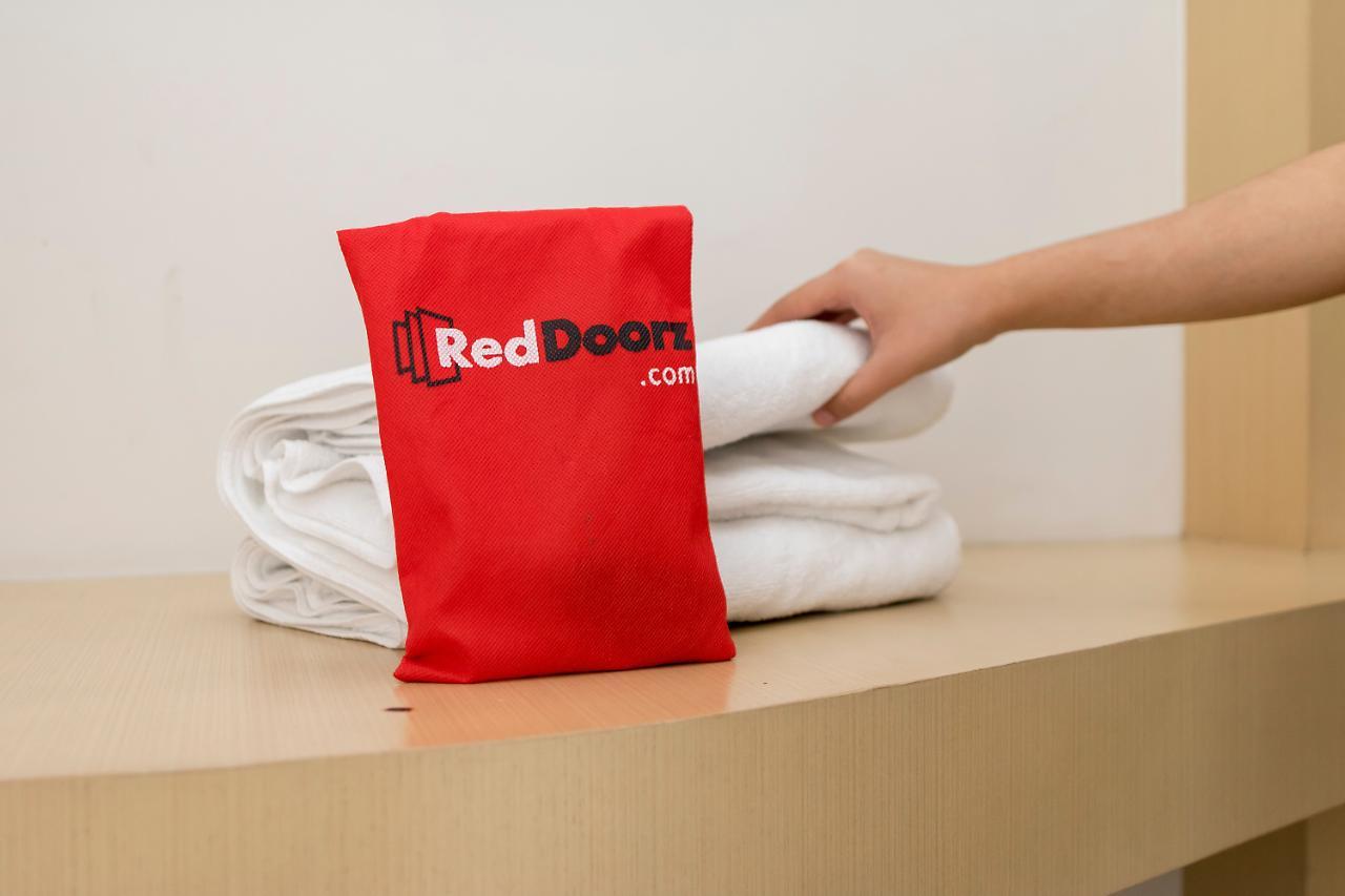 Reddoorz Premium @ Bukit Damai Indah Hotel Balikpapan  Exterior photo